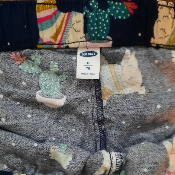 Old Navy Flannel Holiday PJ'S, Size XL, Llama + Cactus Pattern - Picture 5 of 6